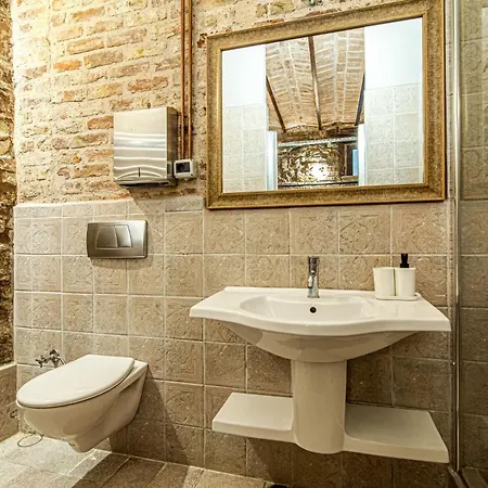 City-center Flat In Beyoglu *